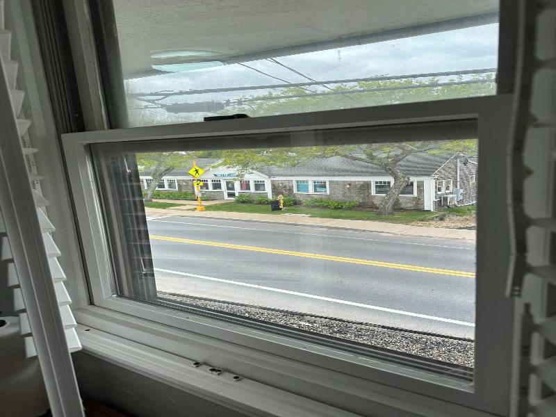 Vineyard Harbor Motel - Private Beach image