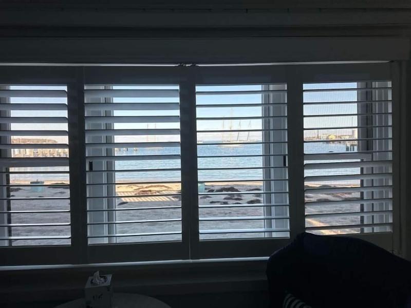 Vineyard Harbor Motel - Private Beach image