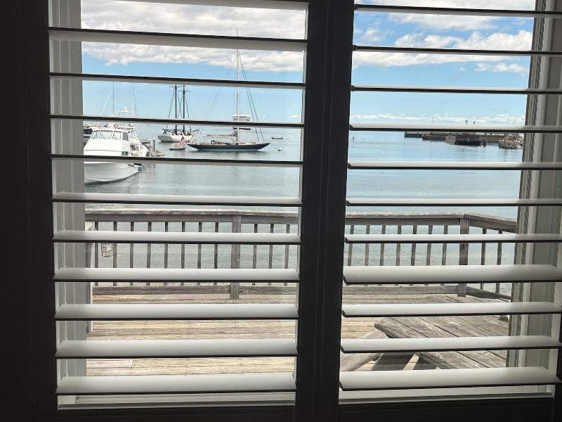 Vineyard Harbor Motel - Private Beach image