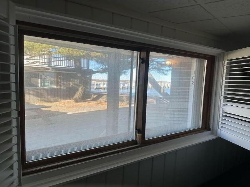 Vineyard Harbor Motel - Private Beach image