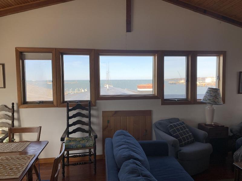 Vineyard Harbor Motel - Private Beach image