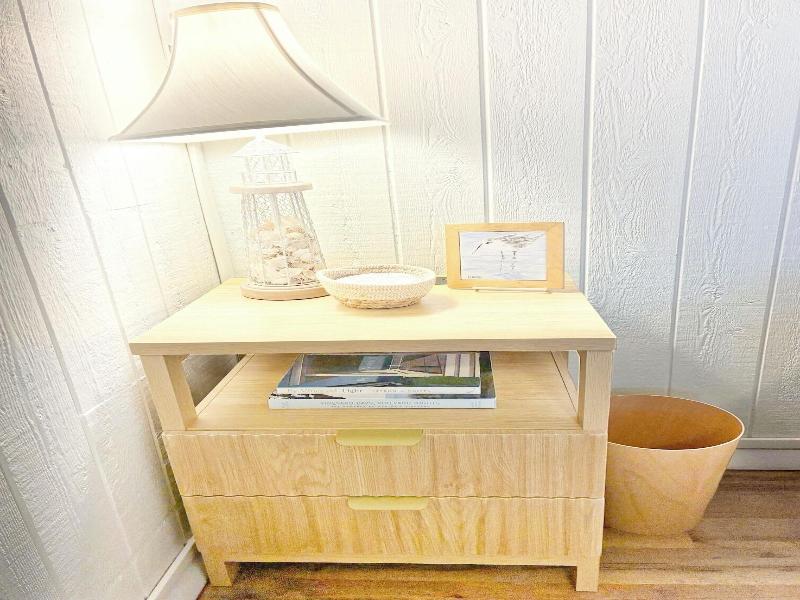 Vineyard Harbor Motel - Private Beach image