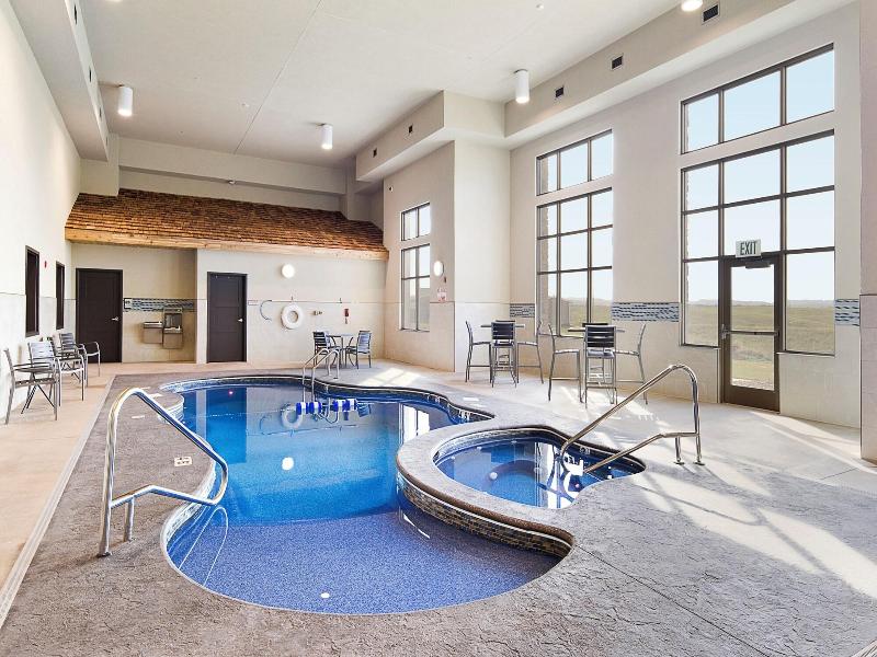 Clubhouse Hotel Suites Rapid City image