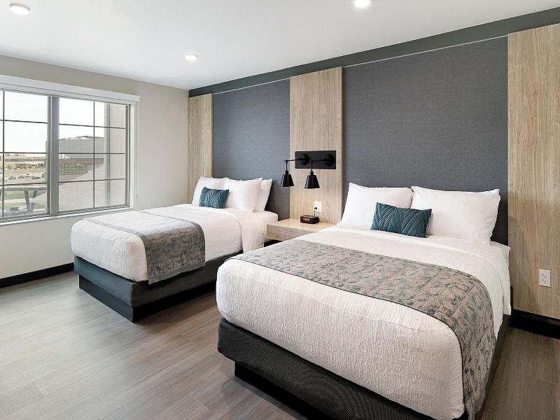 Clubhouse Hotel Suites Rapid City image