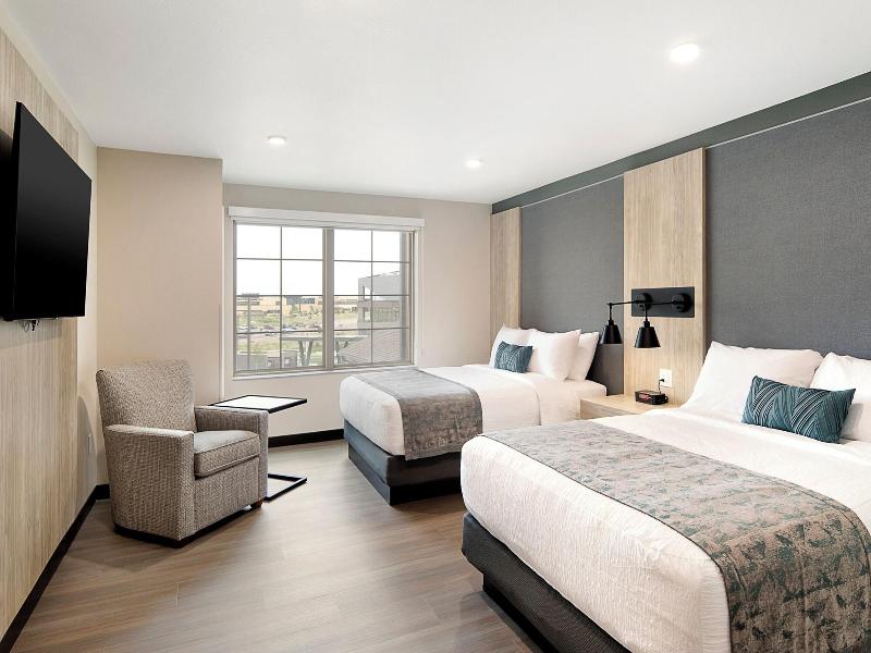 Clubhouse Hotel Suites Rapid City image