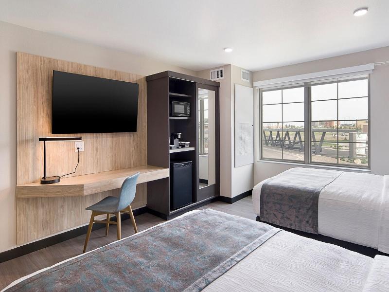 Clubhouse Hotel Suites Rapid City image