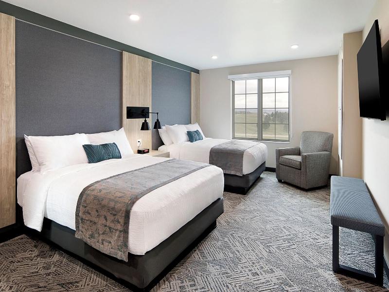 Clubhouse Hotel Suites Rapid City image