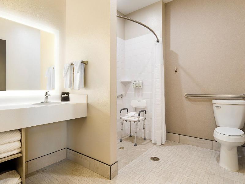 Clubhouse Hotel Suites Rapid City image
