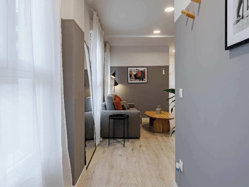 Mad Apartments By Olala Homes image