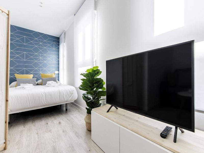Mad Apartments By Olala Homes image
