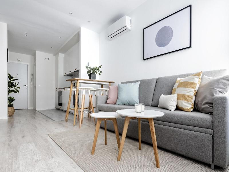 Mad Apartments By Olala Homes image
