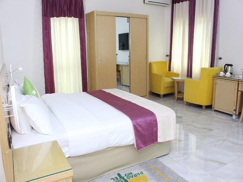 Paradisia Hotel image