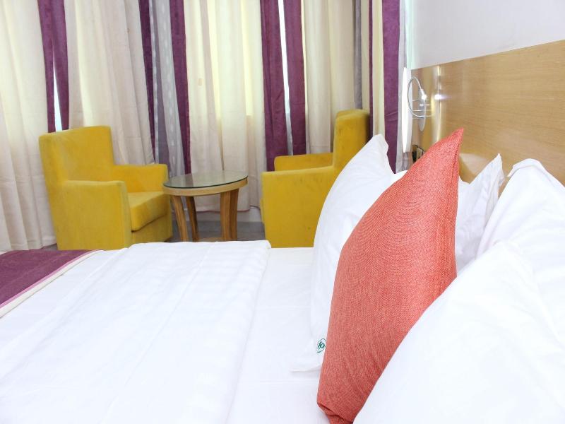 Paradisia Hotel image