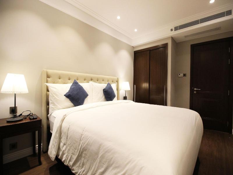 Neo Classic Condo image