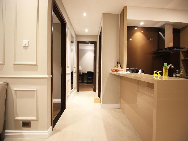 Neo Classic Condo image