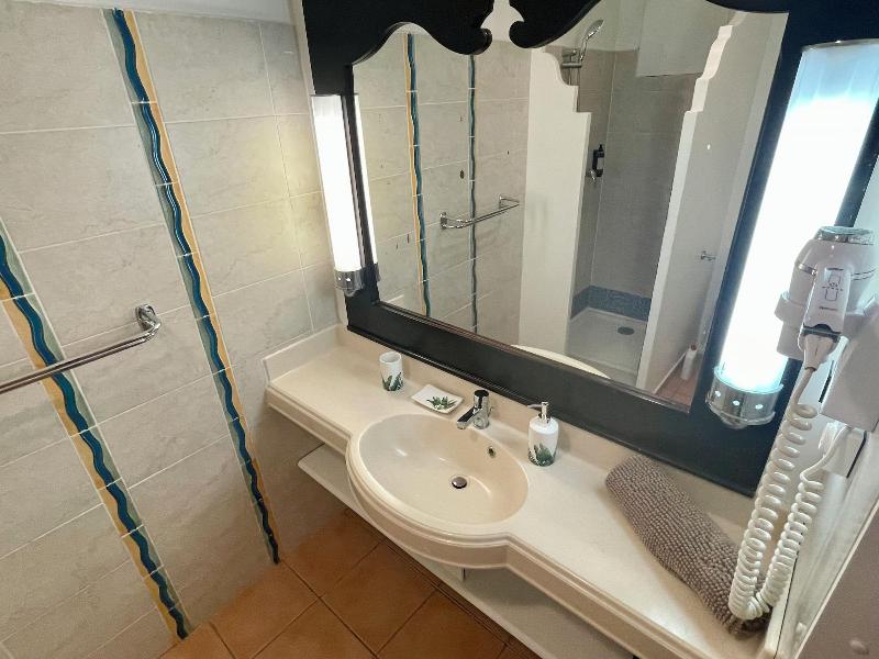 Barbadine - Resorts Flats - Sainte Anne image