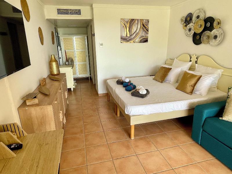 Barbadine - Resorts Flats - Sainte Anne image