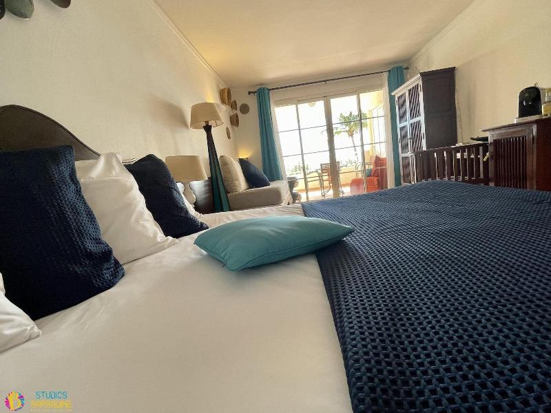 Barbadine - Resorts Flats - Sainte Anne image