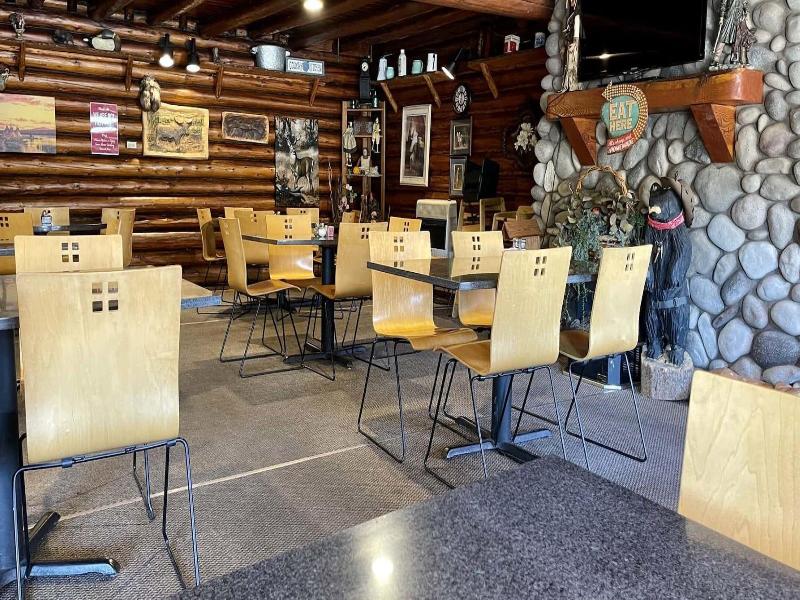 Island Park Lodge image