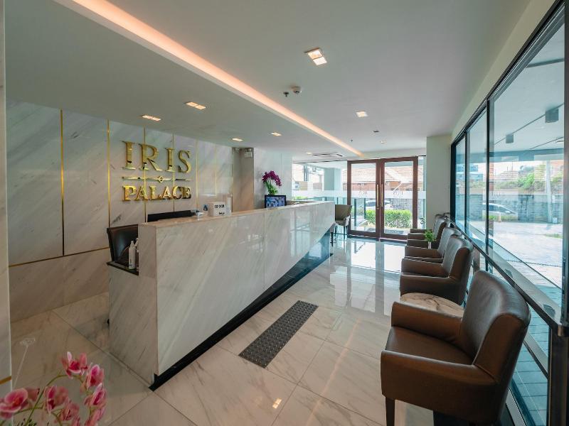 Iris Palace image