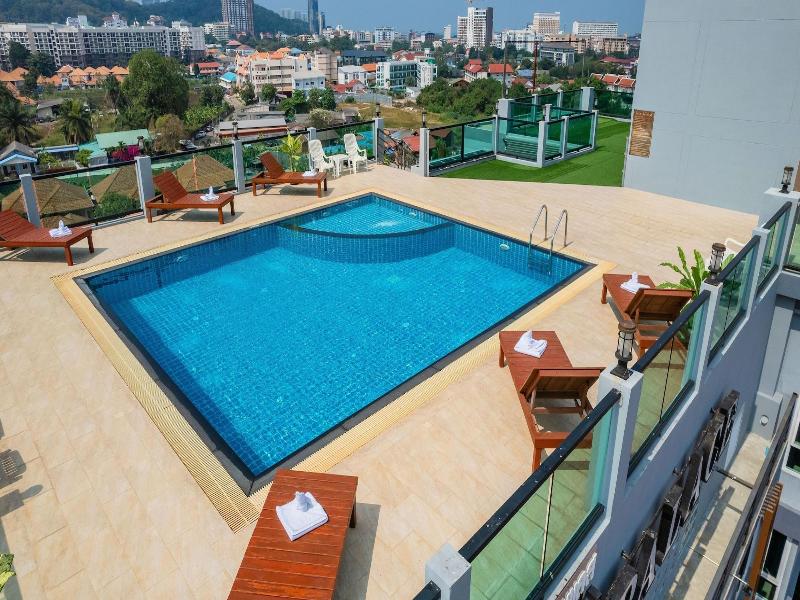 Iris Palace image