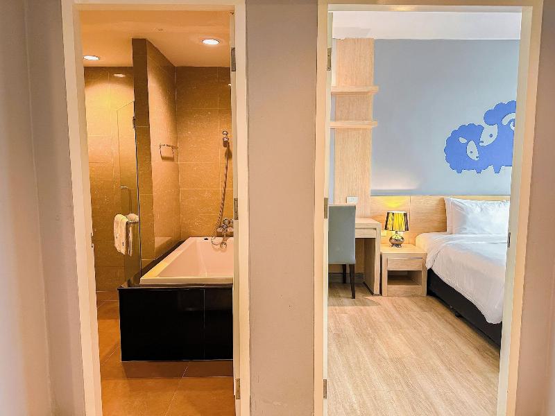 Kokotel Bangkok Dheva Thonglor image