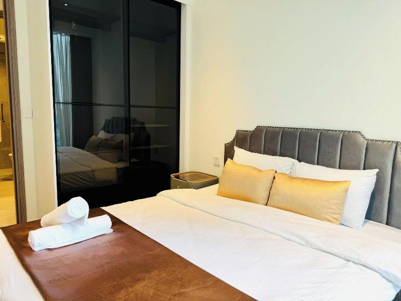 Bluesky Opera Luxury Ho Chi Minh City image