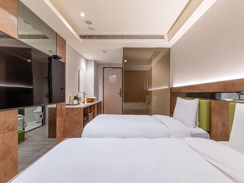 Check Inn Taichung Qinghai image