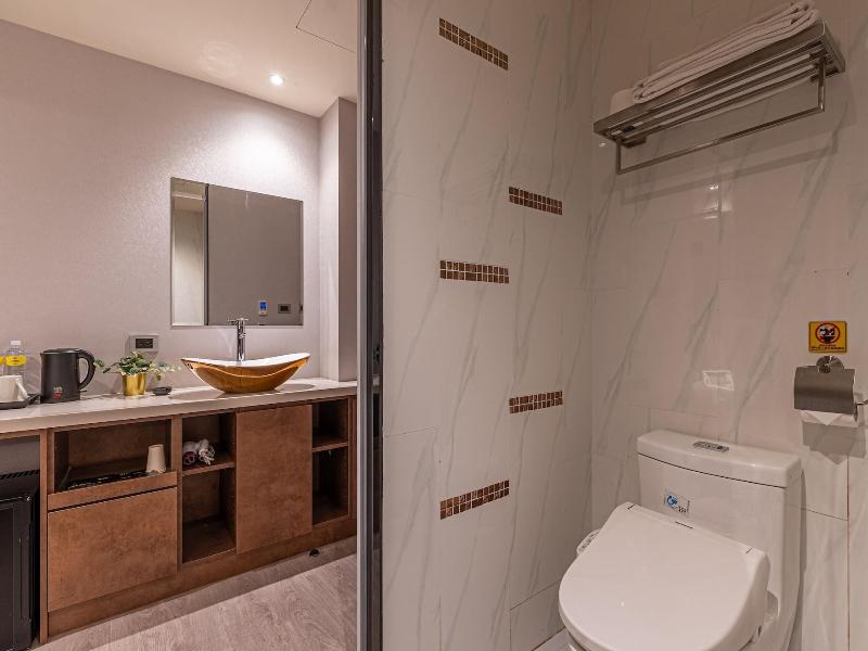 Check Inn Taichung Qinghai image