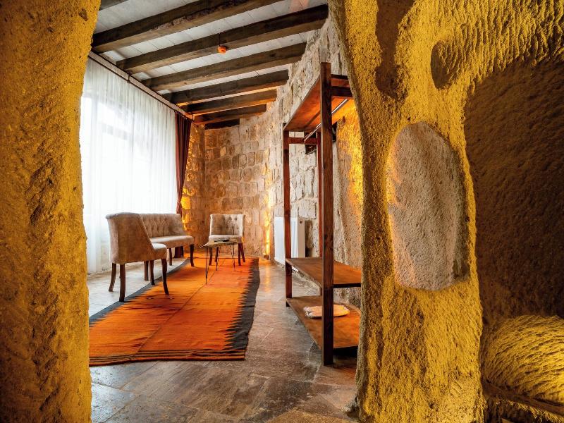 Snora Cave Hotel — general view