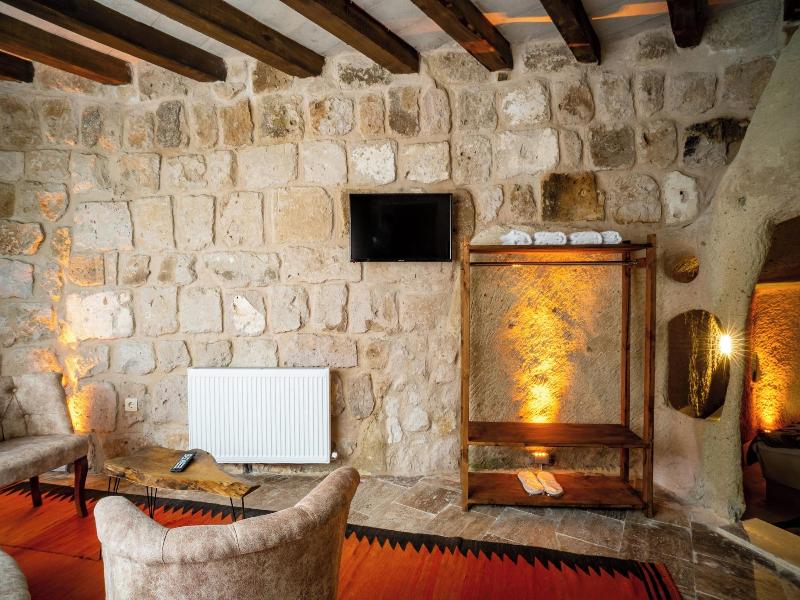 Snora Cave Hotel — restaurant