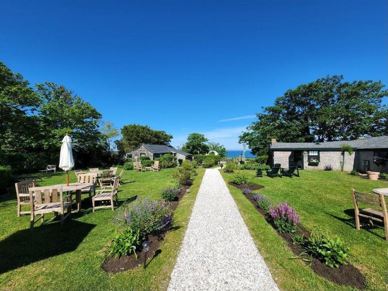 Summer House Hotel