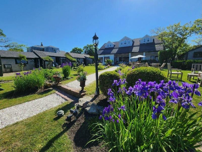 Summer House Hotel