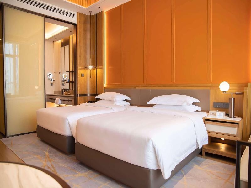 Wyndham Grand Plaza Royale Xiangai Mountain Fuzh image