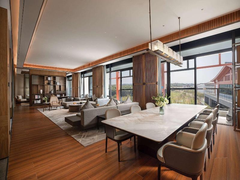 Wyndham Grand Plaza Royale Xiangai Mountain Fuzh image