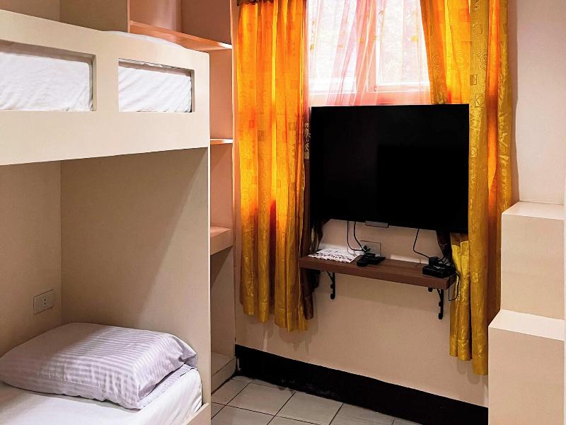 Fb Budgetel Suites image