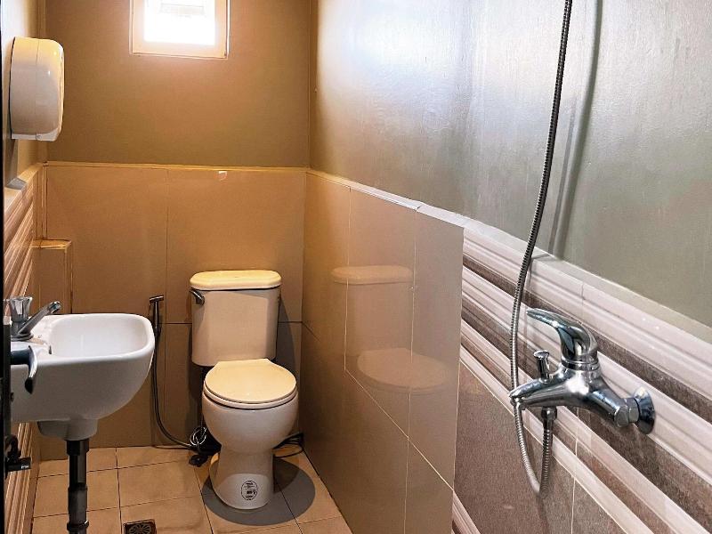 Fb Budgetel Suites image