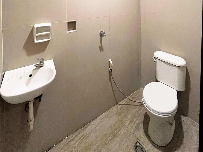 Fb Budgetel Suites image