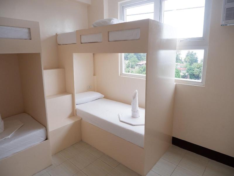 Fb Budgetel Suites image