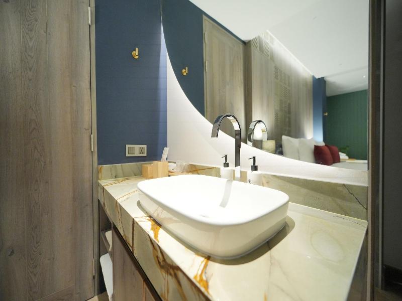 Ten Six Hundred, Chao Phraya, Bangkok By Prefere image