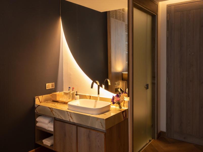 Ten Six Hundred, Chao Phraya, Bangkok By Prefere image