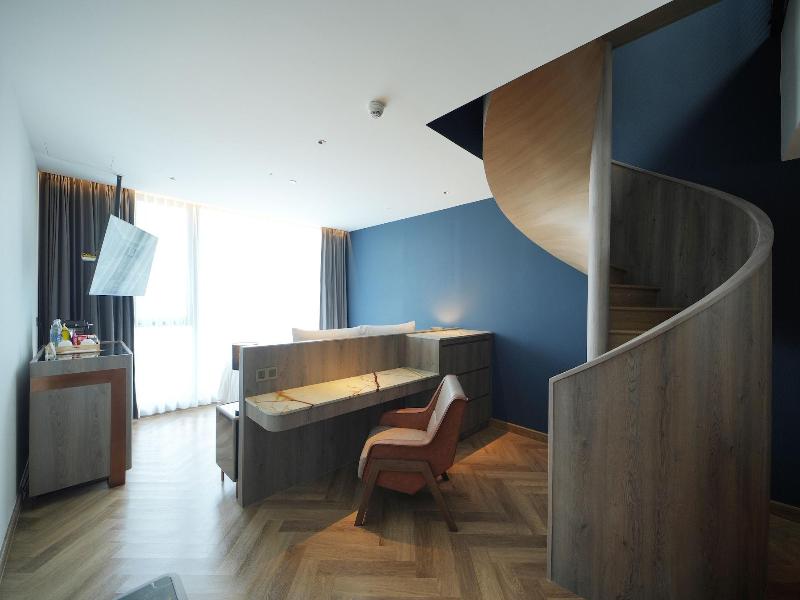 Ten Six Hundred, Chao Phraya, Bangkok By Prefere image