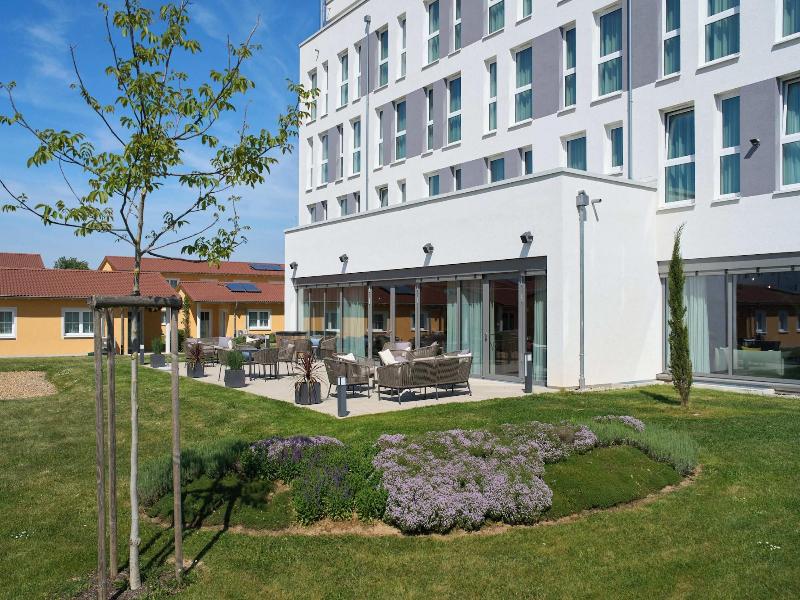 Voya Hotel image