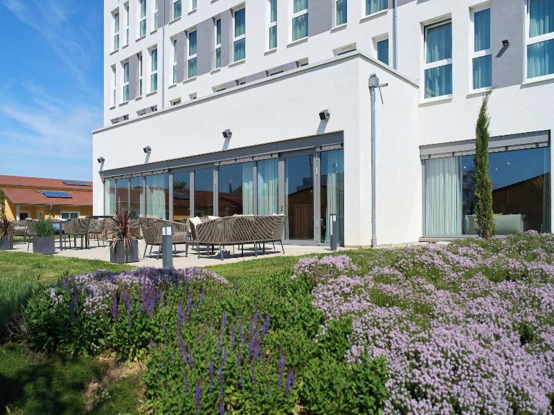 Voya Hotel image