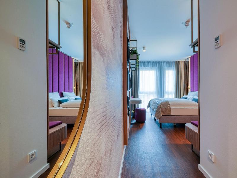 Voya Hotel image