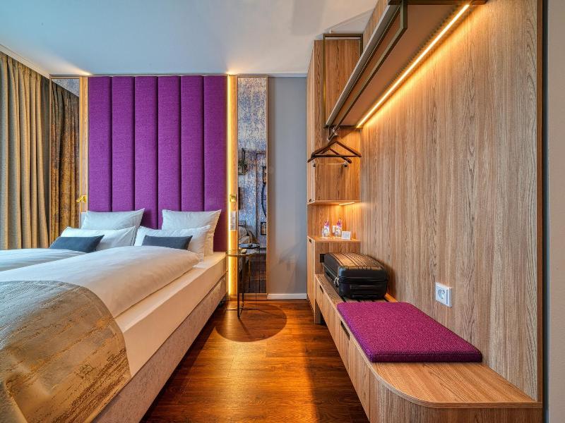 Voya Hotel image