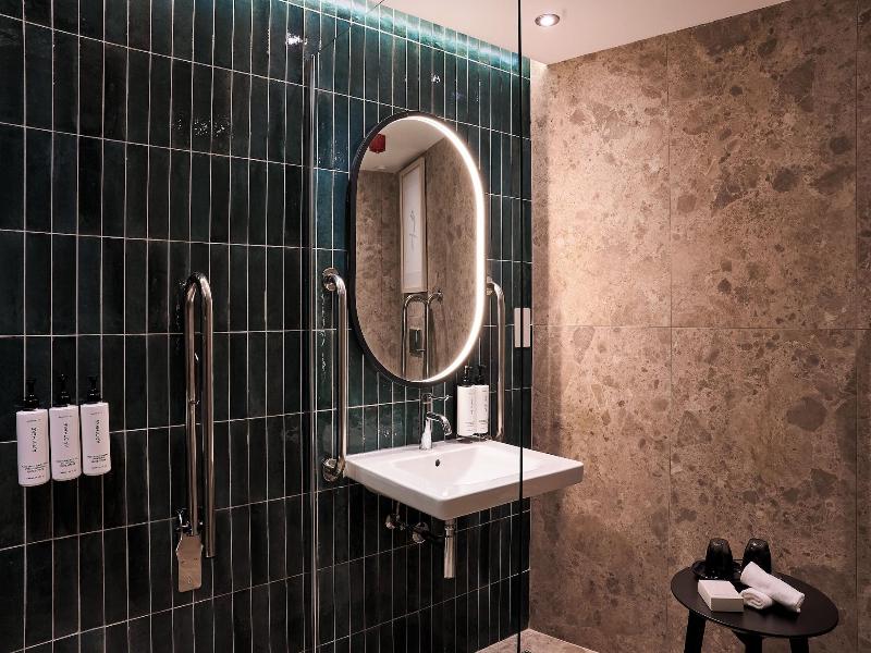 Voco Malta By Ihg image