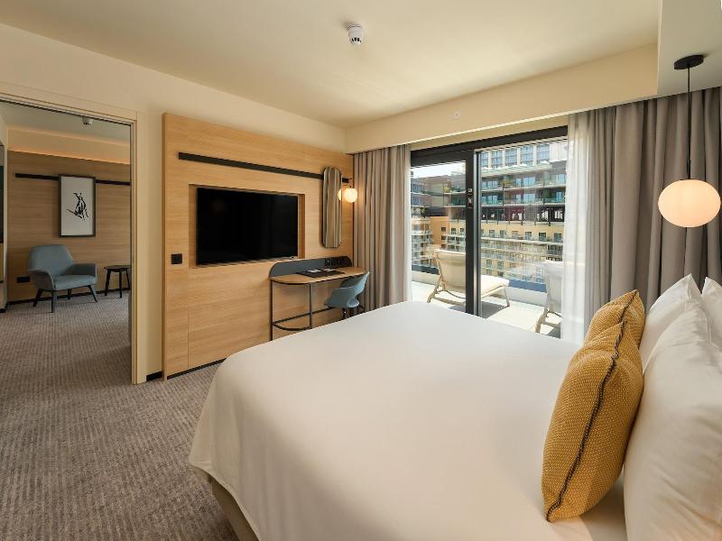 Voco Malta By Ihg image