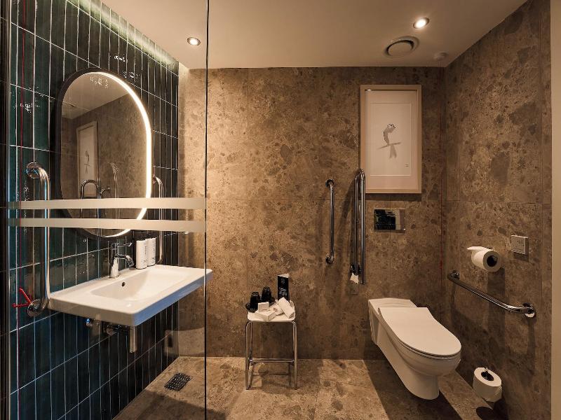 Voco Malta By Ihg image