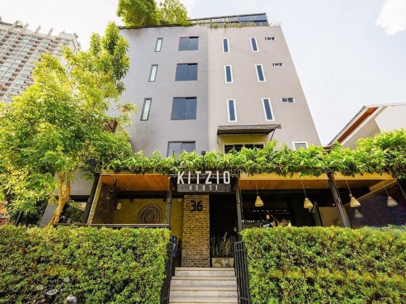 Kitzio House Hotel image